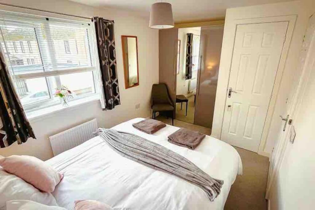 キンロスLoch Leven Getaway - 2 Bed Houseアパートメント エクステリア 写真